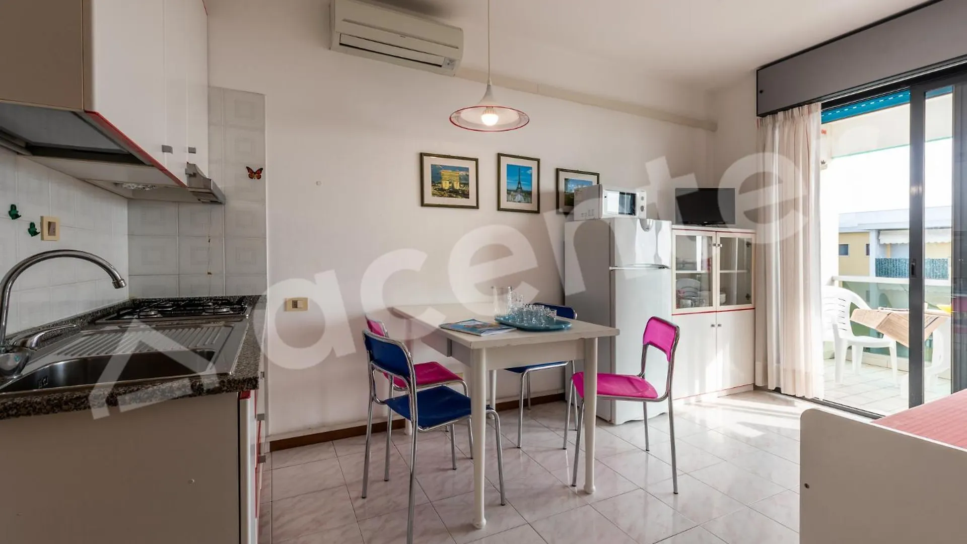 Residence Luxor Μπιμπιόνε 0*,